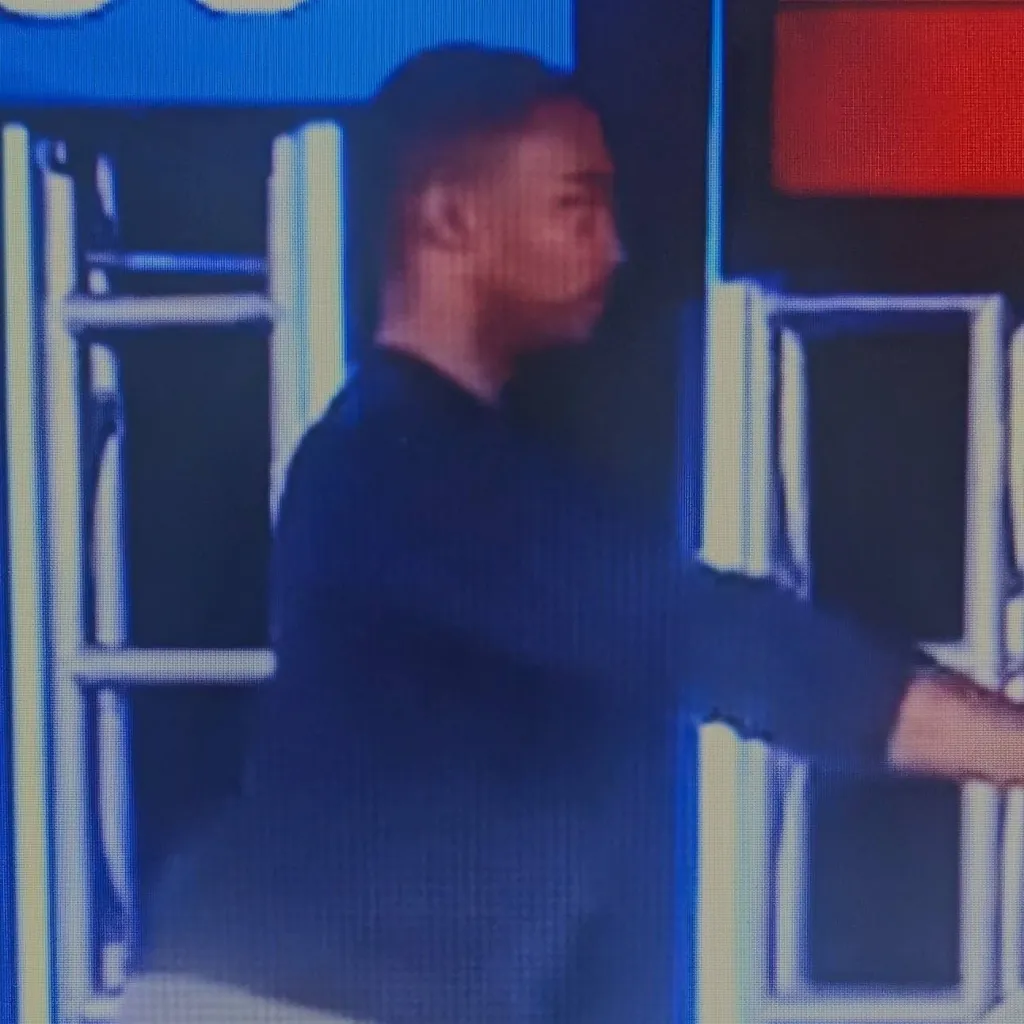 chat with ai character: Avengers (escapee)