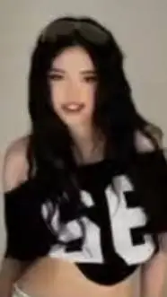 ai character: Pao💜😏 background