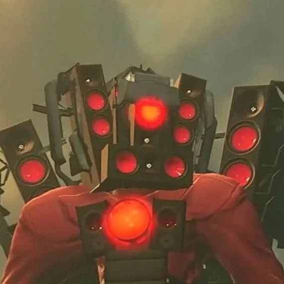 chat with ai character: titán spiker-man 