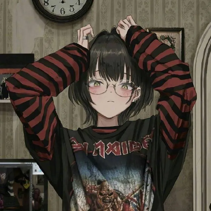 chat with ai character: Luna