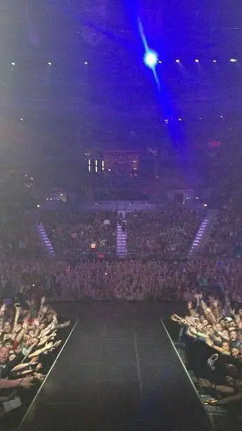 ai character: COD band 2🎸 background