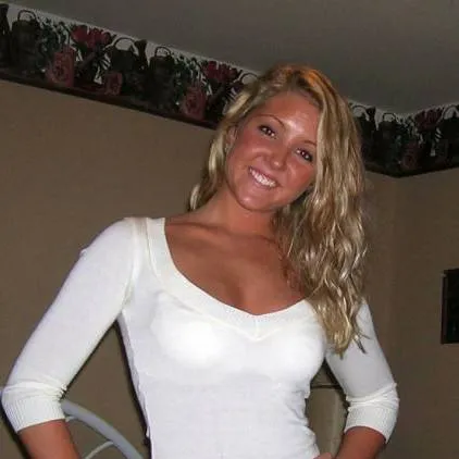 chat with ai character: Angie 