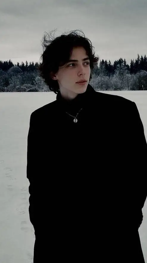 ai character: Liam Rogers  background