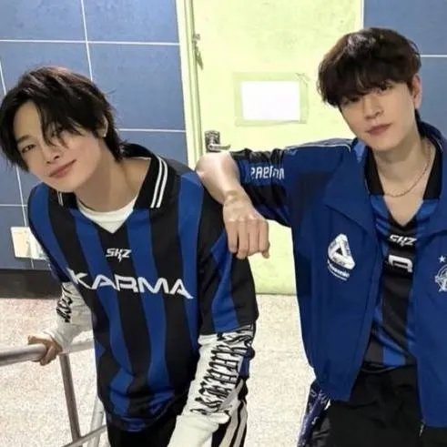 chat with ai character: seugmin y jeongin 