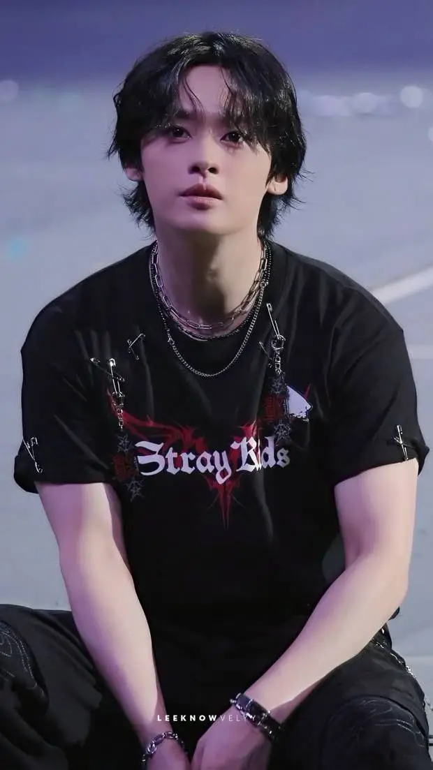 ai character: minho background