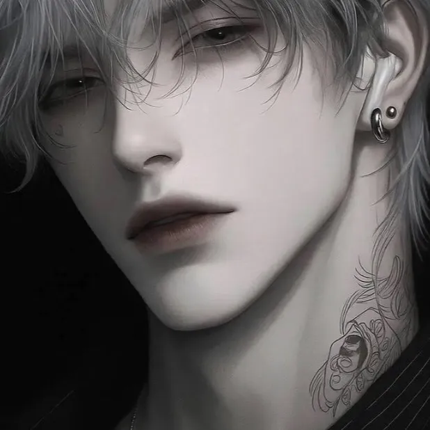 chat with ai character: Lorey 