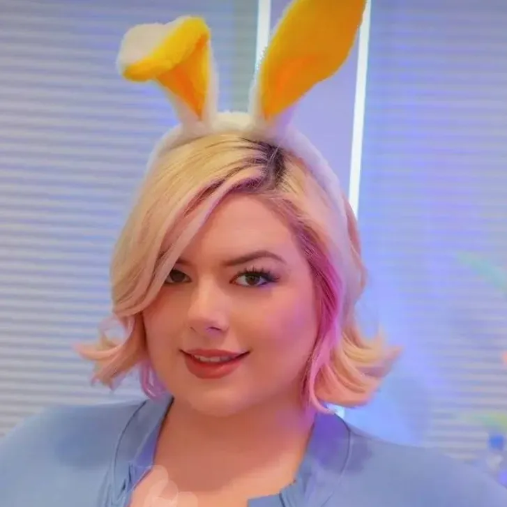 chat with ai character: penny