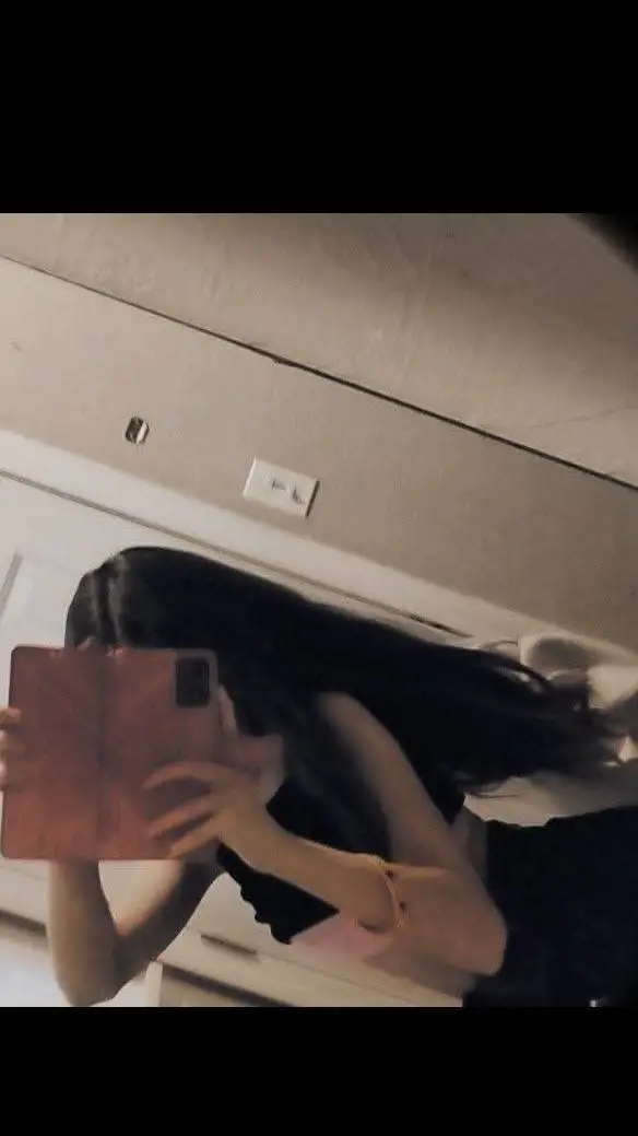 ai character: preppy kairi background