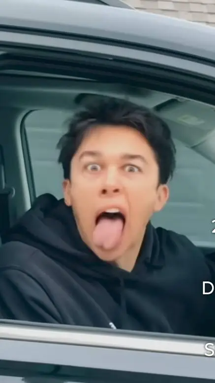 ai character: Tyler 😭✌️ background