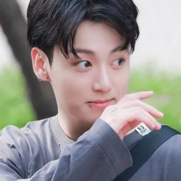 chat with ai character: jungkook:) 
