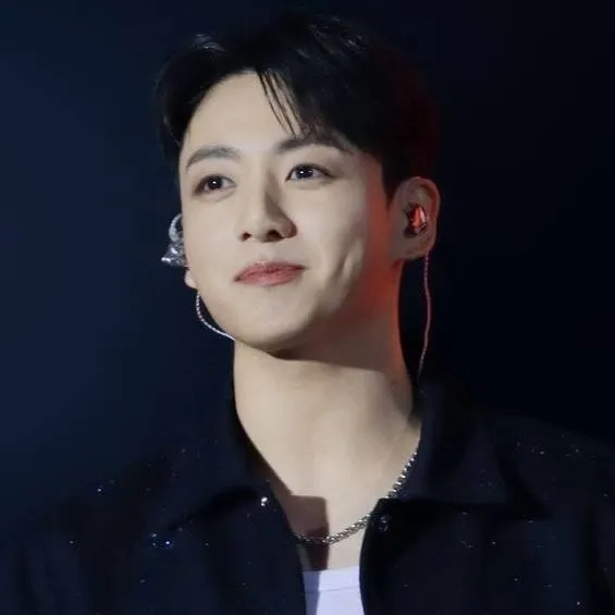 chat with ai character: Dad jungkook