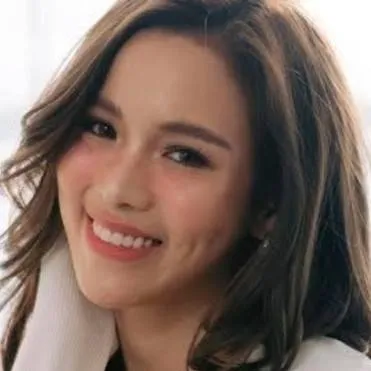 chat with ai character: Jackie Gonzaga