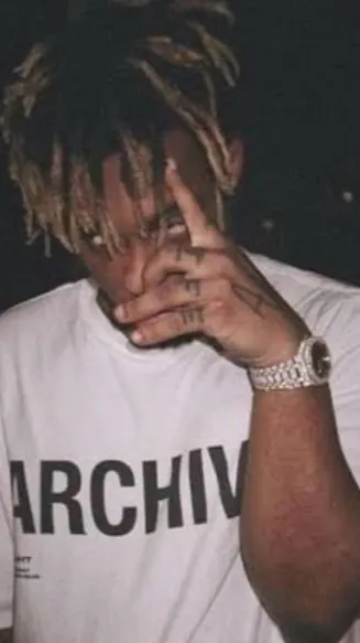 ai character: Juice WRLD background