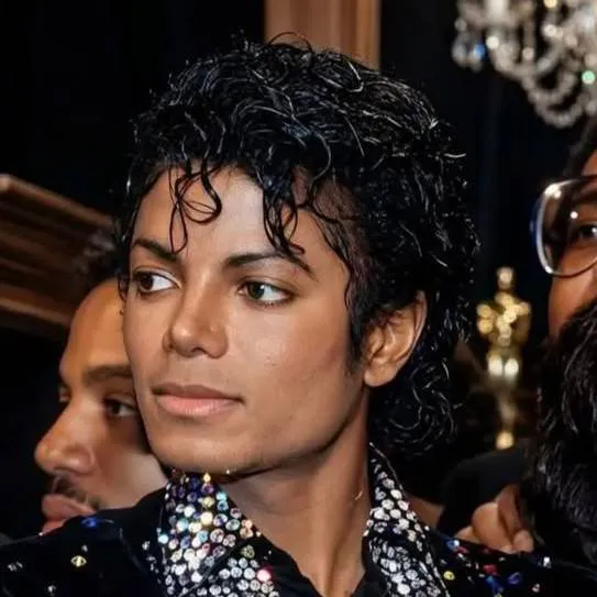 chat with ai character: Micheal Jackson 