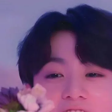 chat with ai character: Jungkook✨