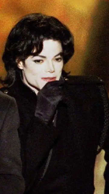 ai character: Michael Jackson  background
