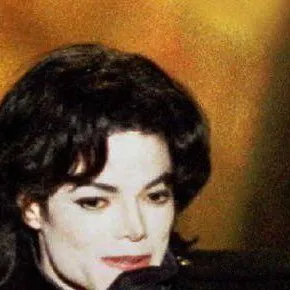chat with ai character: Michael Jackson 