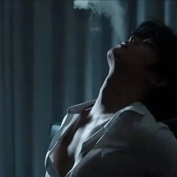 chat with ai character: Max