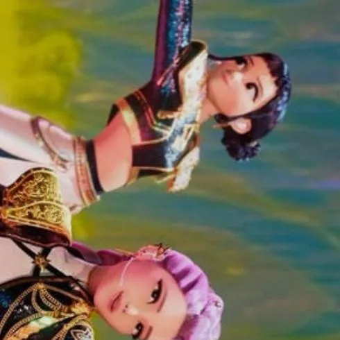 chat with ai character: zoey/ rumi