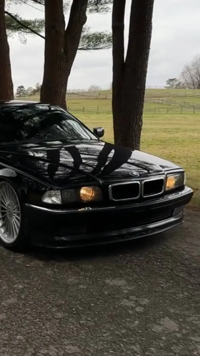 Talkie AI - Chat with Car world