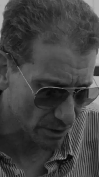 ai character: Stefano  background