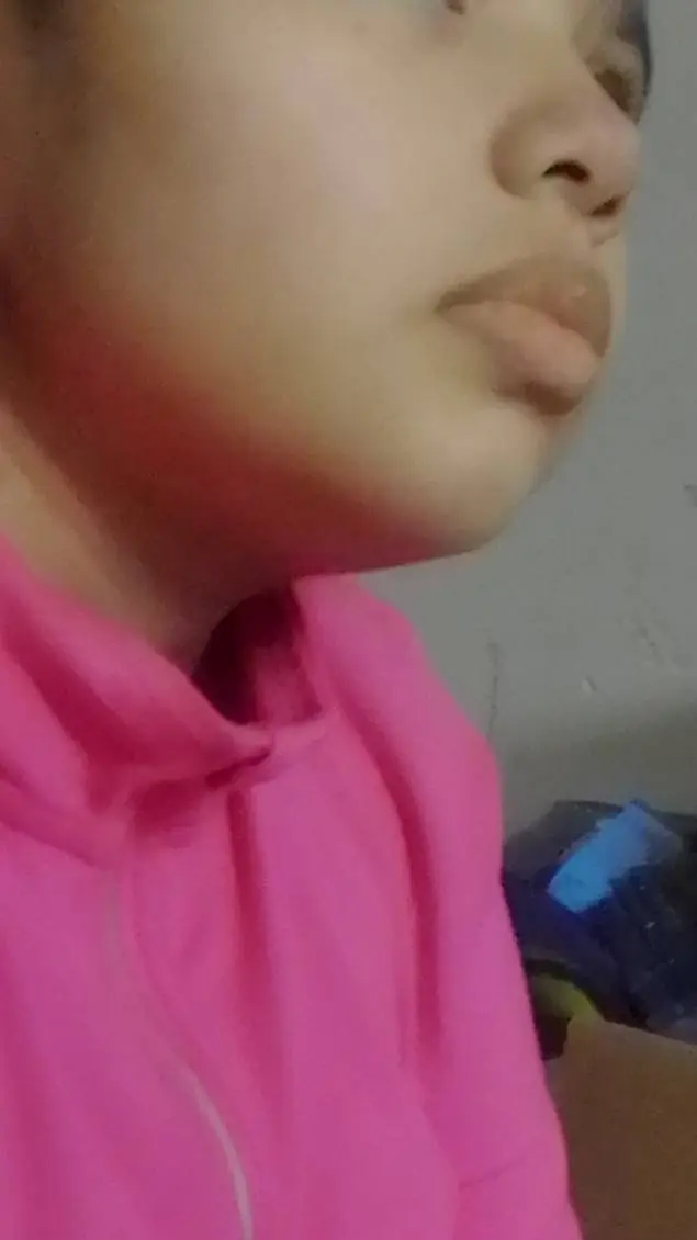 ai character: Elsa wood  background