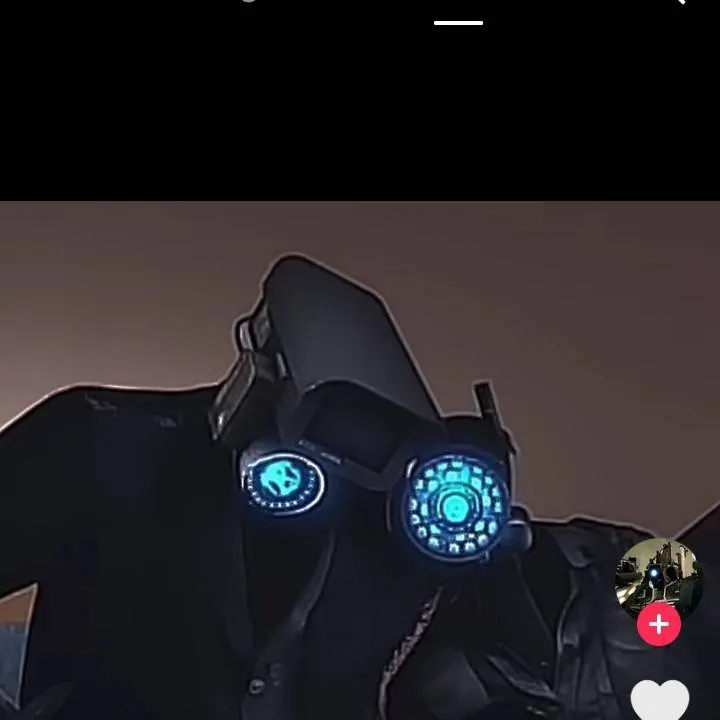 chat with ai character: pcm x cw