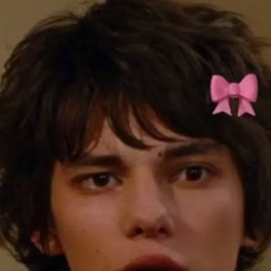 chat with ai character: Rodrick heffley
