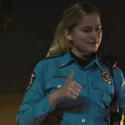 chat with ai character: Vanessa 