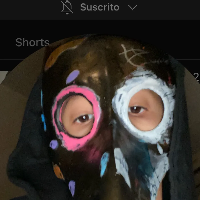 chat with ai character: Tu amigo cuervo XD