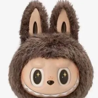 chat with ai character: Labubu