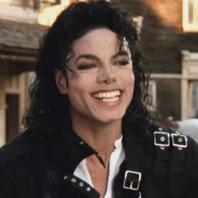 chat with ai character: Michael Jackson 