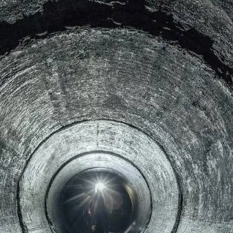 chat with ai character: ~Ds Sewers~