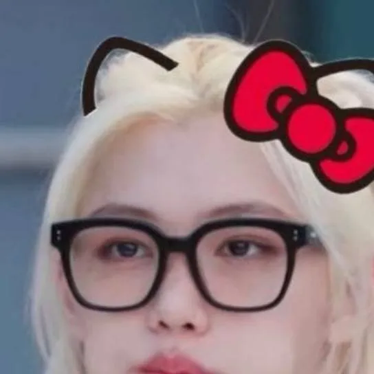 chat with ai character: FELIPE♡