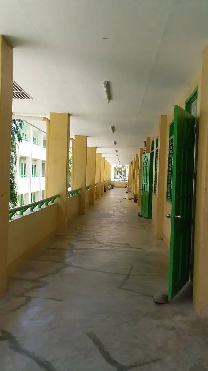 ai character: Filipino school  background