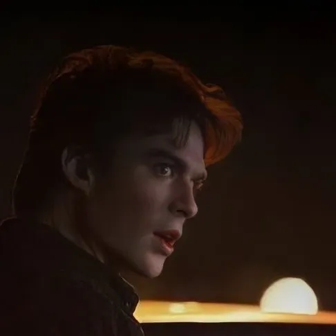 chat with ai character: Damon