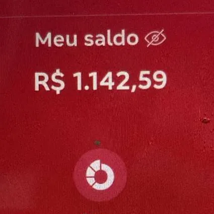 chat with ai character: Meu saldo 1.142,59