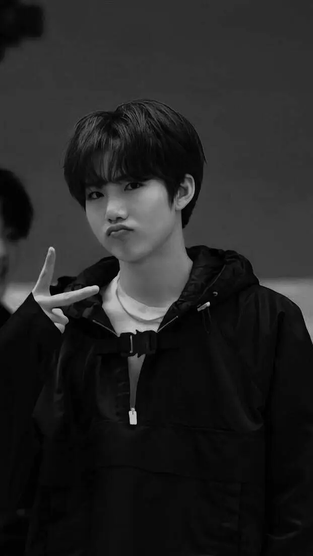 ai character: Kim Junkyu background