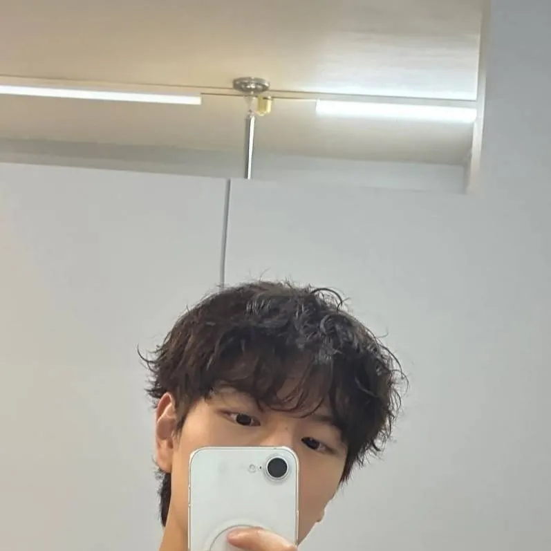 chat with ai character: Seungmin 
