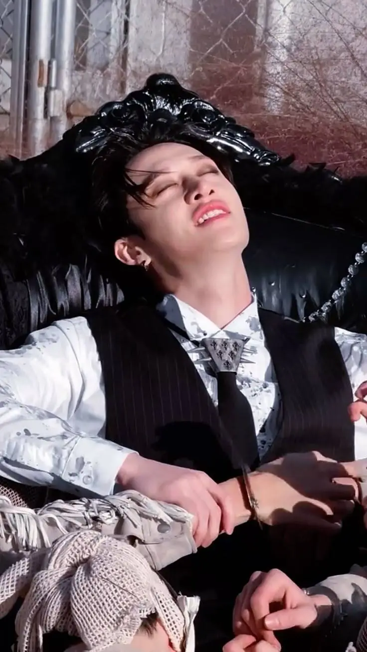 ai character: Christopher  background