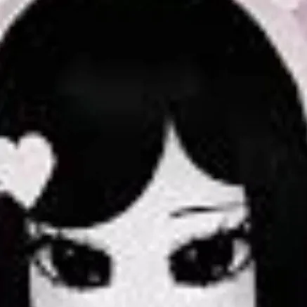 chat with ai character: Maria