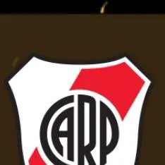 chat with ai character: Nicolás 