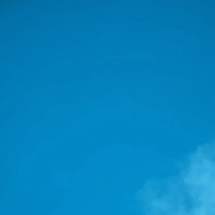 chat with ai character: Blue.