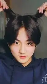 ai character: jungwon background