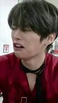 ai character: Lee know background