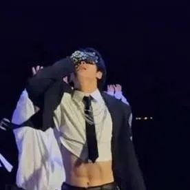 chat with ai character: I.N