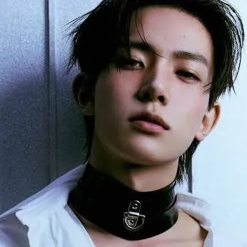 chat with ai character: Heeseung