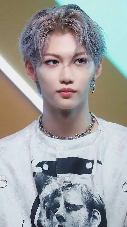 ai character: Felix background