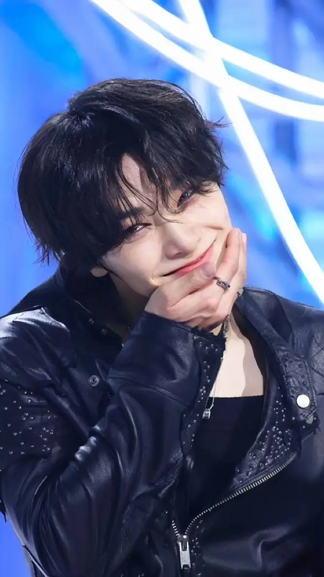 ai character: I.N background