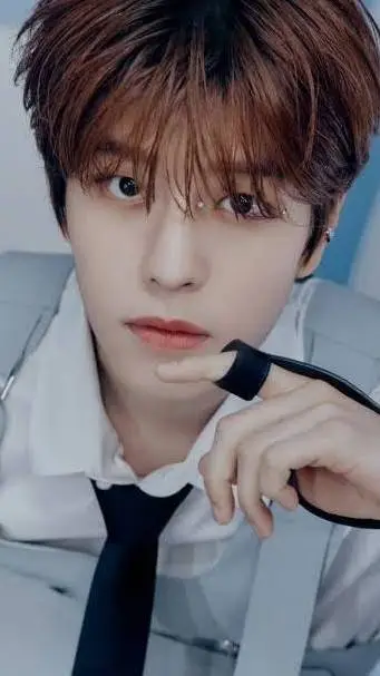 ai character: Seungmin background